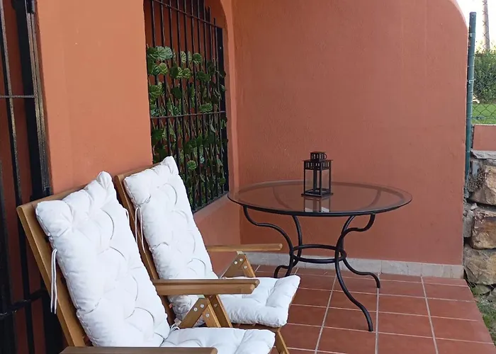 Costa Galera Con Piscinas Jardin Y Un Bano Cercano A La Playa מלון דירות