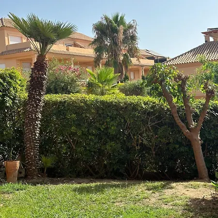 Lejlighedshotel En Planta Baja Con Jardin Privado Y Siete Piscinas