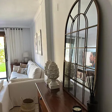 Lejlighedshotel En Planta Baja Con Jardin Privado Y Siete Piscinas