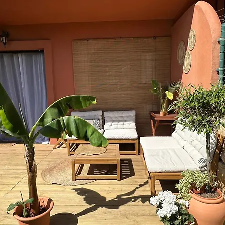 Lejlighedshotel En Planta Baja Con Jardin Privado Y Siete Piscinas