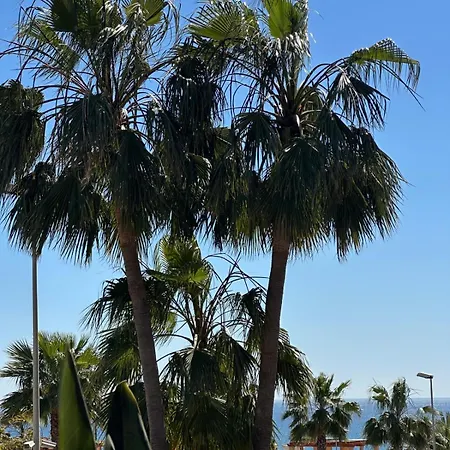 En Planta Baja Con Jardin Privado Y Siete Piscinas Lejlighedshotel 4*