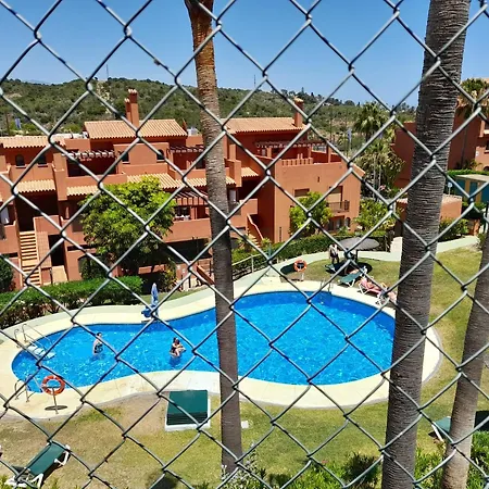Costa Galera Con Piscinas Jardin Y Un Bano Cercano A La Playa
