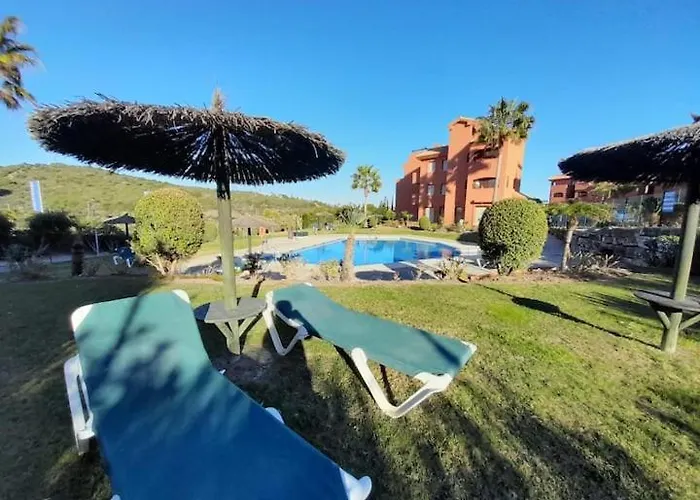 Costa Galera Con Piscinas Jardin Y Un Bano Cercano A La Playa Aparthotel 4*
